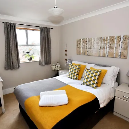 Emperors Wharf 2 Bedroom Apartamento *
